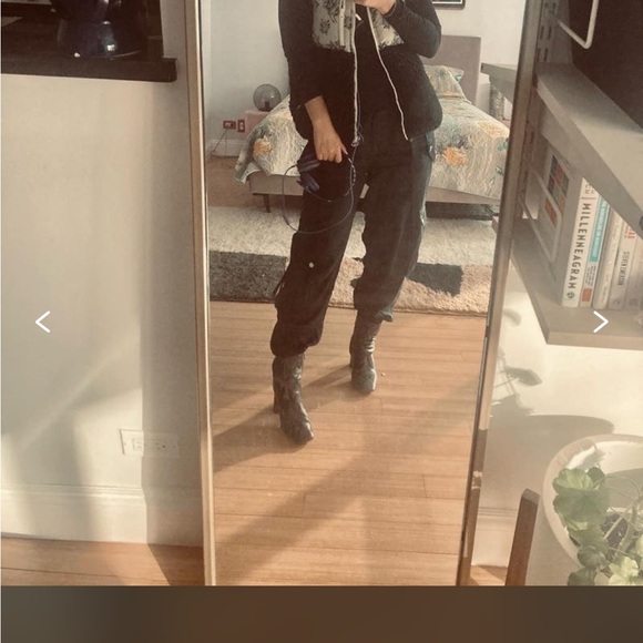 Sandy Liang Floral Patterned Black Fleece Vest - Picture 6 of 9